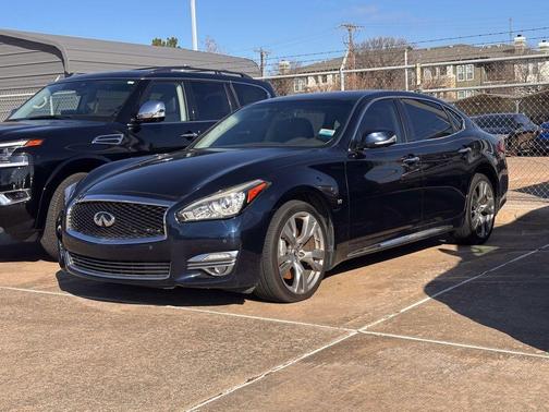 2016 INFINITI Q70L 3.7