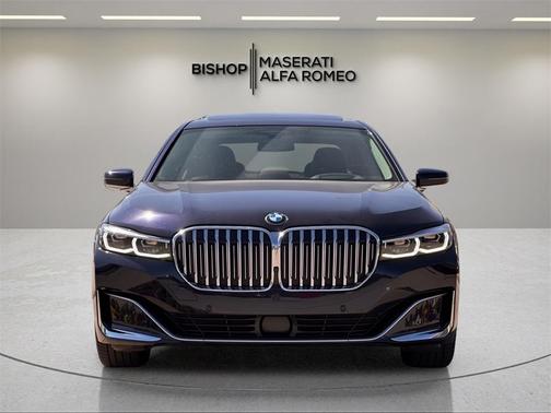 2020 BMW 740 i