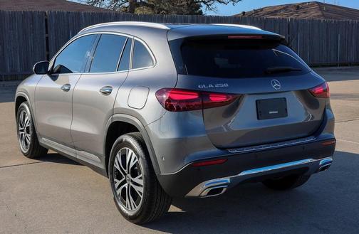 2024 Mercedes-Benz GLA 250 Base