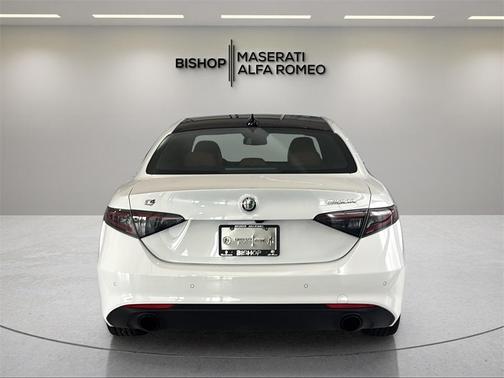 2024 Alfa Romeo Giulia Ti