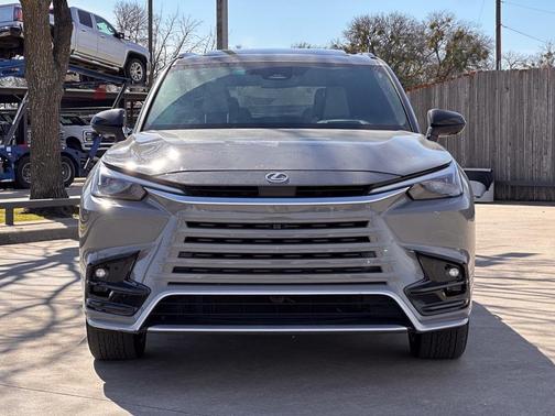 2024 Lexus TX 500h Luxury