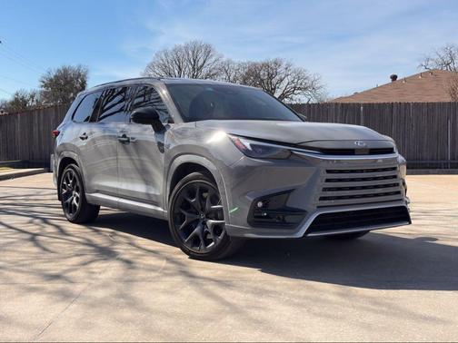 2024 Lexus TX 500h Luxury