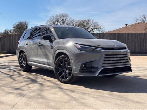 2024 Lexus TX 500h Luxury