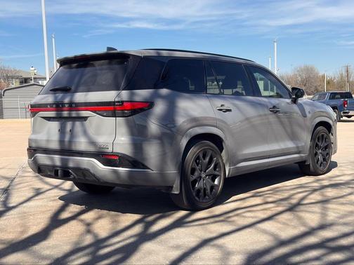 2024 Lexus TX 500h Luxury