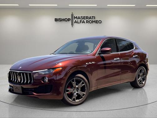 Metallic 2021 Maserati Levante Base
