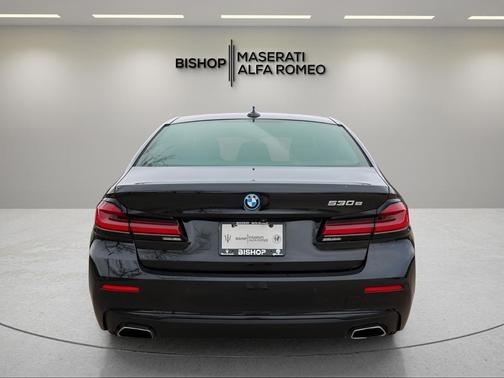 2023 BMW 530e 530e