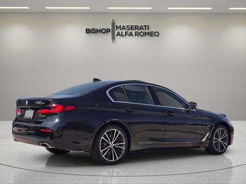2023 BMW 530e 530e