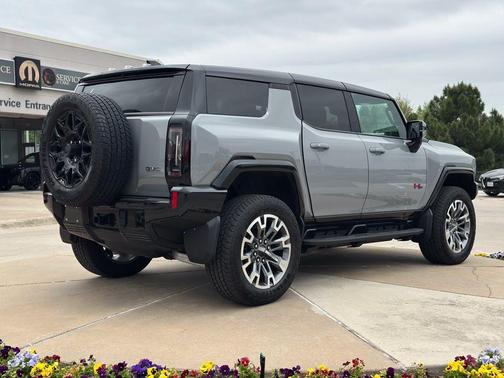 Meteorite Metallic 2024 GMC HUMMER EV SUV 2X