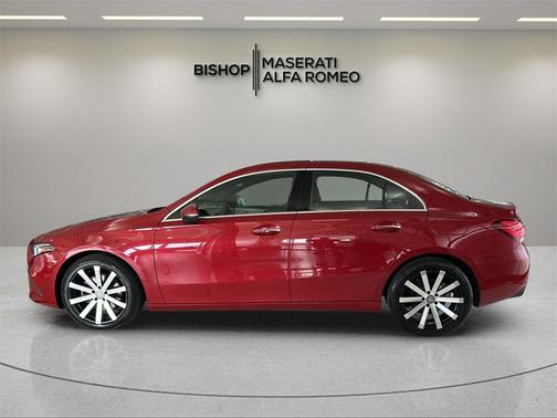 2022 Mercedes-Benz A-Class A 220 4MATIC