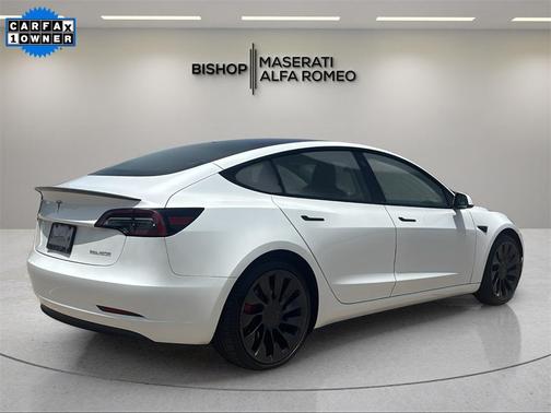 2023 Tesla Model 3 Performance