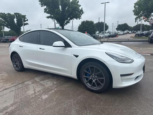2020 Tesla Model 3 Standard Range Plus