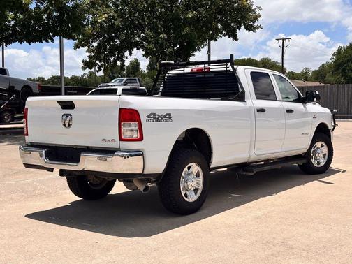 Bright White Clearcoat 2022 RAM 2500 Tradesman