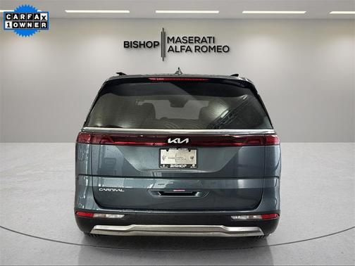 2024 Kia Carnival SX