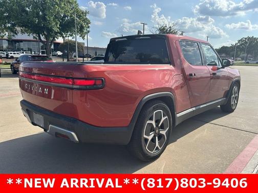 2022 Rivian R1T Adventure Package