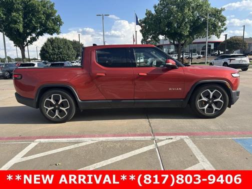 2022 Rivian R1T Adventure Package