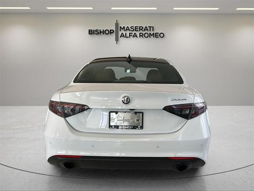 2024 Alfa Romeo Giulia Ti