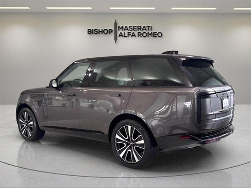 2023 Land Rover Range Rover P530 SE