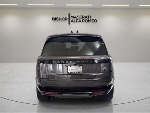 2023 Land Rover Range Rover P530 SE
