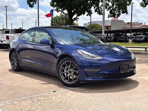 Deep Blue Metallic 2023 Tesla Model 3 Base