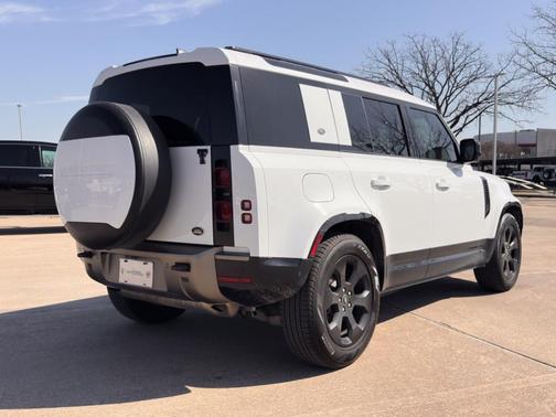 2022 Land Rover Defender 110 X-Dynamic HSE