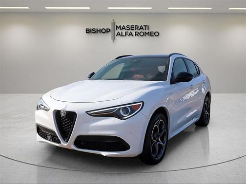 2022 Alfa Romeo Stelvio Veloce
