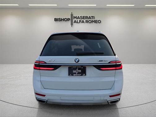 2024 BMW X7 xDrive40i
