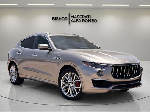Grigio Metallic 2022 Maserati Levante GT