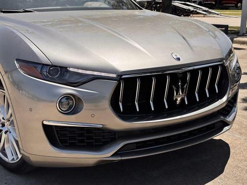 Gray 2022 Maserati Levante GT