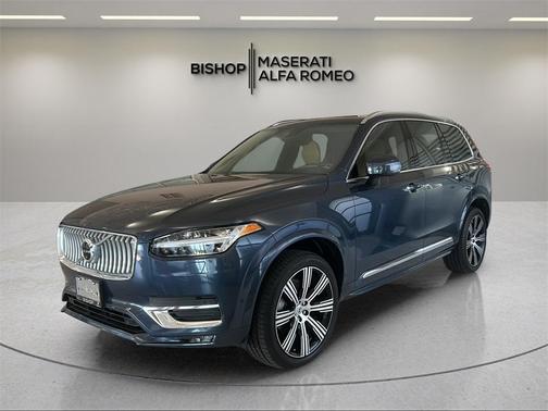 2022 Volvo XC90 T6 Inscription 7 Passenger