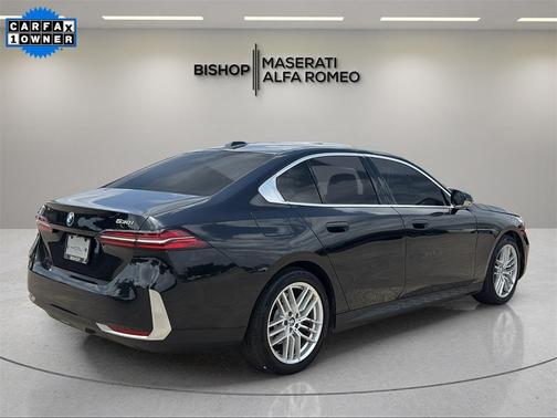 2024 BMW 530 i xDrive