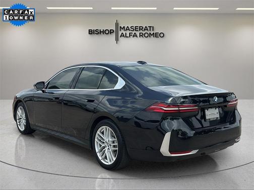 2024 BMW 530 i xDrive