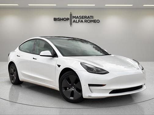 White 2021 Tesla Model 3 Standard Range Plus