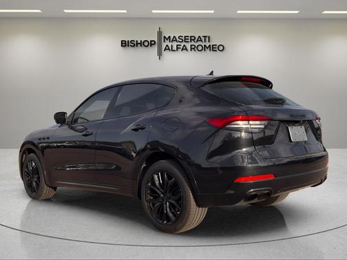 2024 Maserati Levante GT Ultima