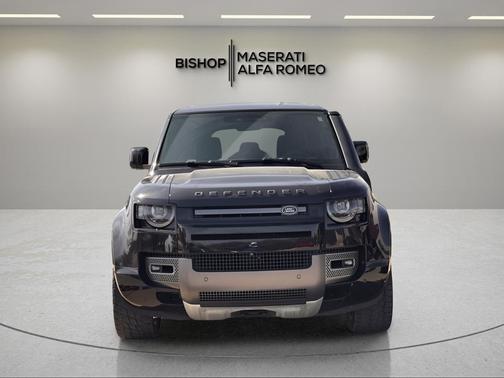 2022 Land Rover Defender 110 V8