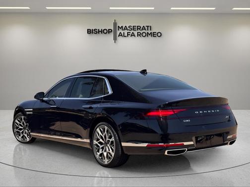 Vik Black 2025 Genesis G90 3.5T e-SC