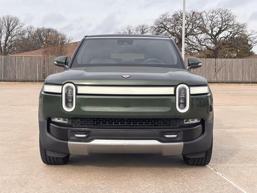 2023 Rivian R1S Adventure Quad Motor Large Pack
