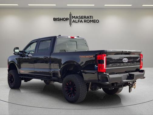 2023 Ford F-350 Lariat Super Duty