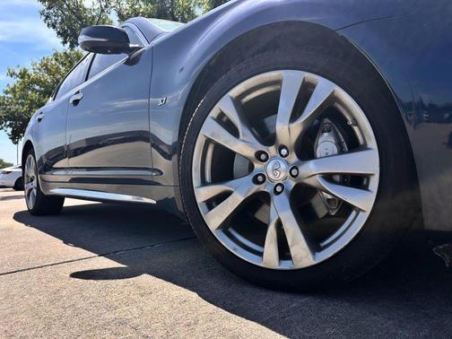 Hermosa Blue 2016 INFINITI Q70L 3.7