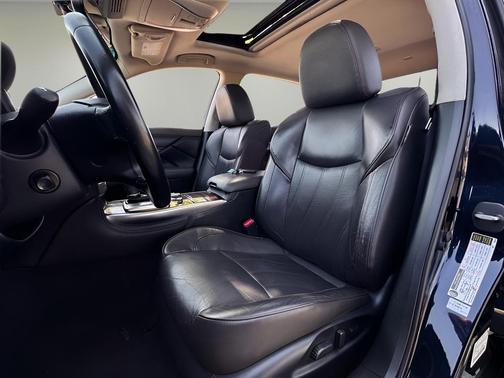 Hermosa Blue 2016 INFINITI Q70L 3.7