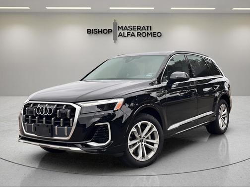 Mythos Black Metallic 2025 Audi Q7 55 Premium Plus
