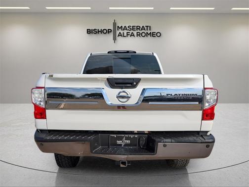 2016 Nissan Titan XD Platinum Reserve