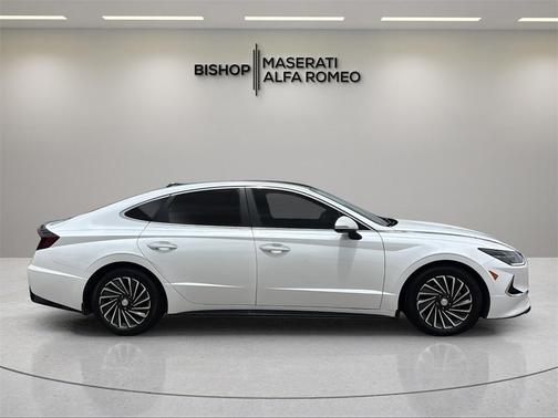 2021 Hyundai SONATA Hybrid Limited