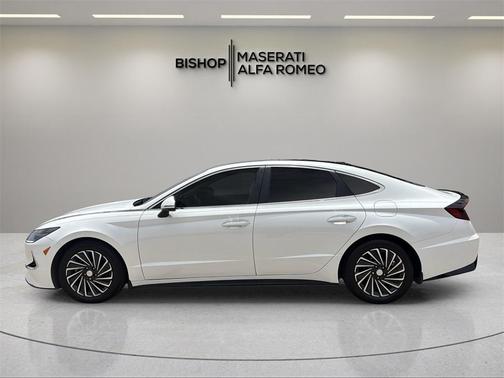 2021 Hyundai SONATA Hybrid Limited