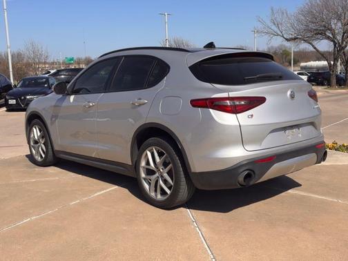 2019 Alfa Romeo Stelvio Ti Sport