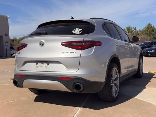 2019 Alfa Romeo Stelvio Ti Sport