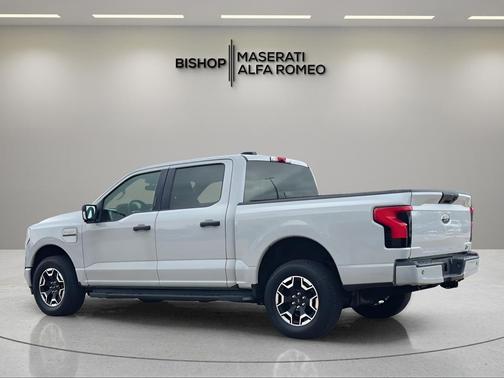 Avalanche 2023 Ford F-150 Lightning XLT