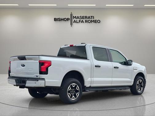 Avalanche 2023 Ford F-150 Lightning XLT