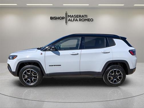 2024 Jeep Compass Trailhawk