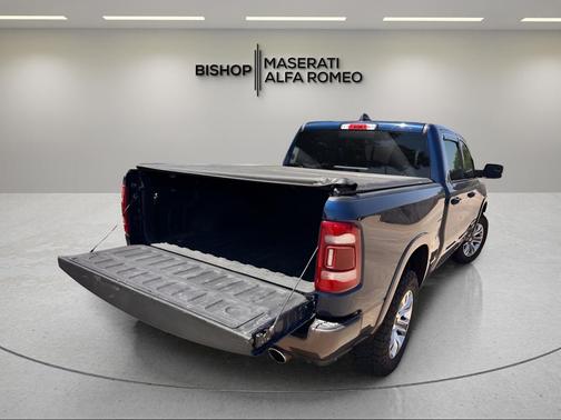Patriot Blue Pearlcoat 2019 RAM 1500 Longhorn