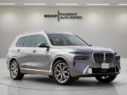 2025 BMW X7 xDrive40i